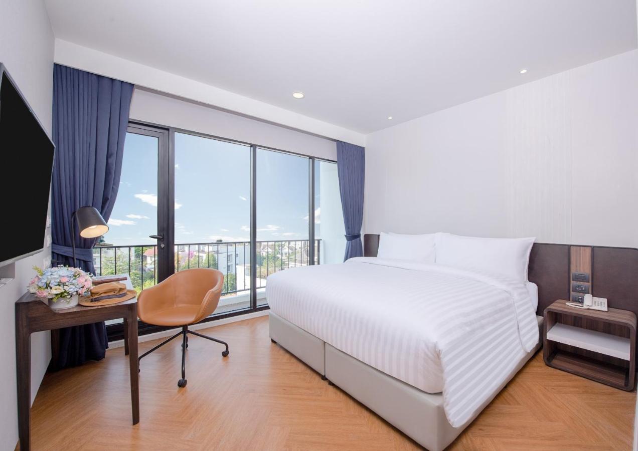 Amanta Hotel&residence Sathorn Hotel
